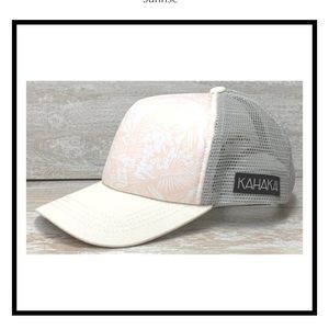 Kahakai Baby Trucker Hat Light Pink size Small (6-18months) unisex